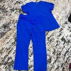 Medcouture Scrubs Set - Royal Blue - Good Used Condition no rips or stains!